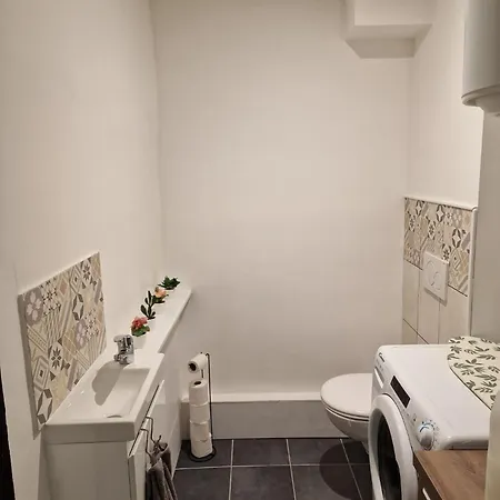 Comme A La Maison Gannat Exterior photo