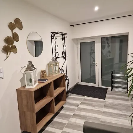 Comme A La Maison Gannat Exterior photo